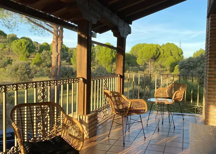 Casa Valdesanmartin - Country House, 10500sqm, Pool, Paddel & Bbq * 엘 티엠블로