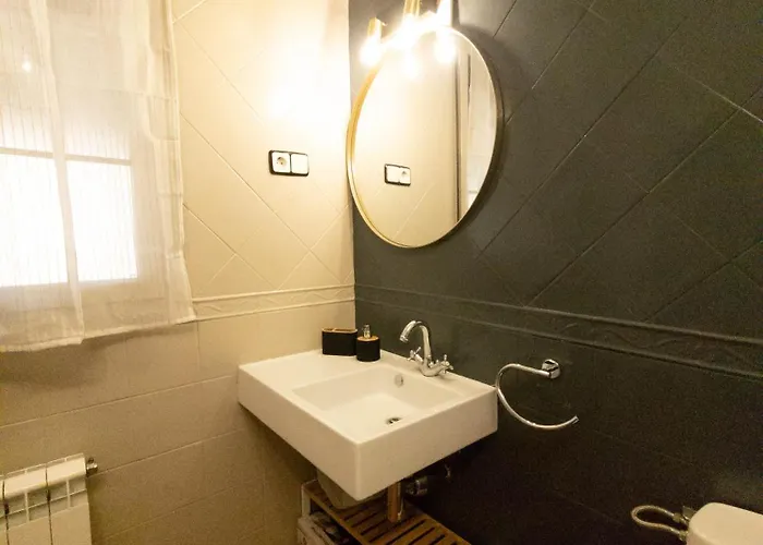 펜션 Casa Valdesanmartin - Country House, 10500sqm, Pool, Paddel & Bbq 엘 티엠블로