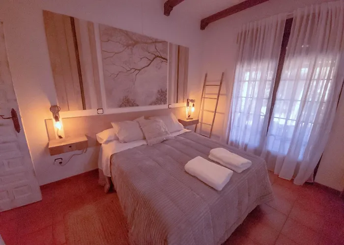 Casa Valdesanmartin - Country House, 10500sqm, Pool, Paddel & Bbq 펜션 *