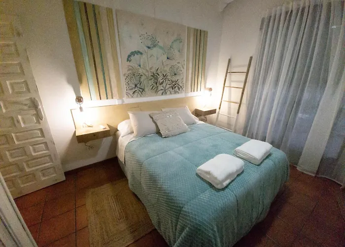 Casa Valdesanmartin - Country House, 10500sqm, Pool, Paddel & Bbq 펜션 *