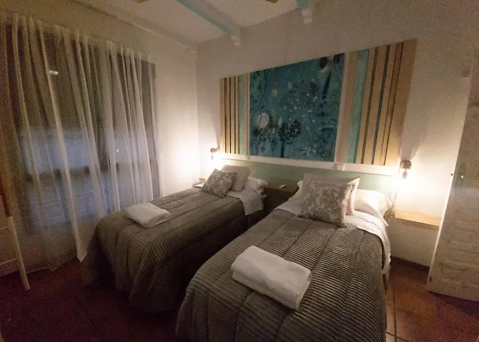 펜션 Casa Valdesanmartin - Country House, 10500sqm, Pool, Paddel & Bbq